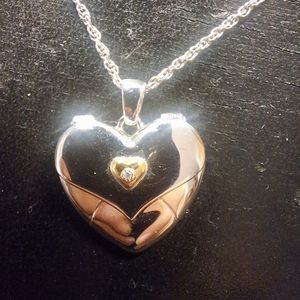 BGE My daughter you are loved Diamond locket the Bradford Exchange